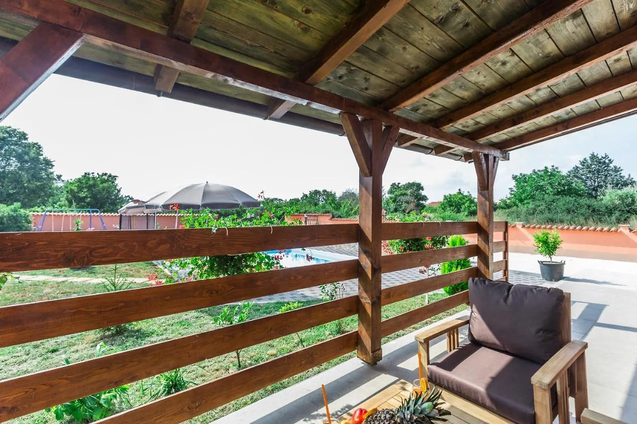 Cozy Villa Sejdi With Private Pool In Pula By Wiibuk