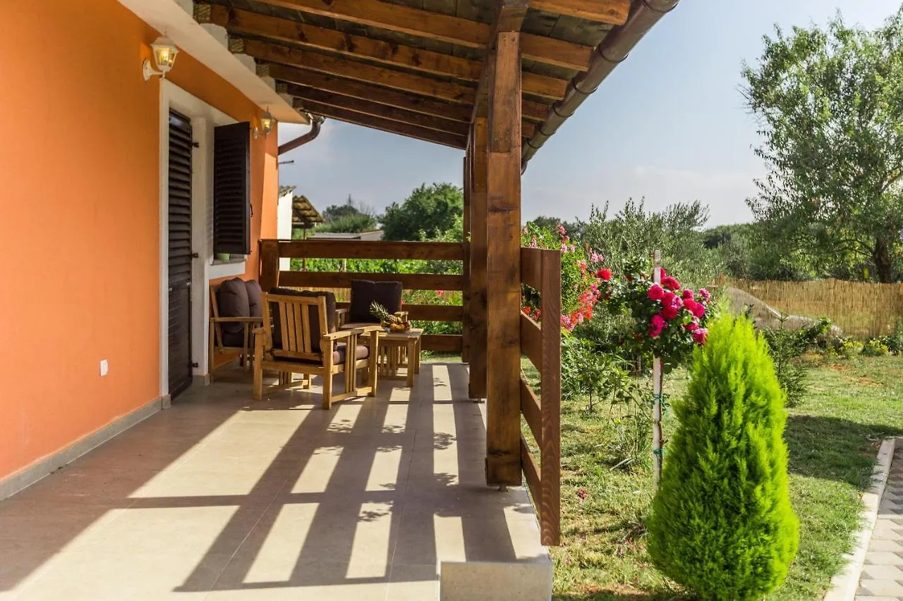 Cozy Villa Sejdi With Private Pool In Pula By Wiibuk